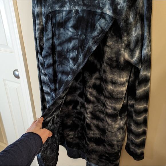 Soft Surroundings Tie Dye Tunic Top Long Sleeve Button Collar Size Medium - Picture 3 of 8